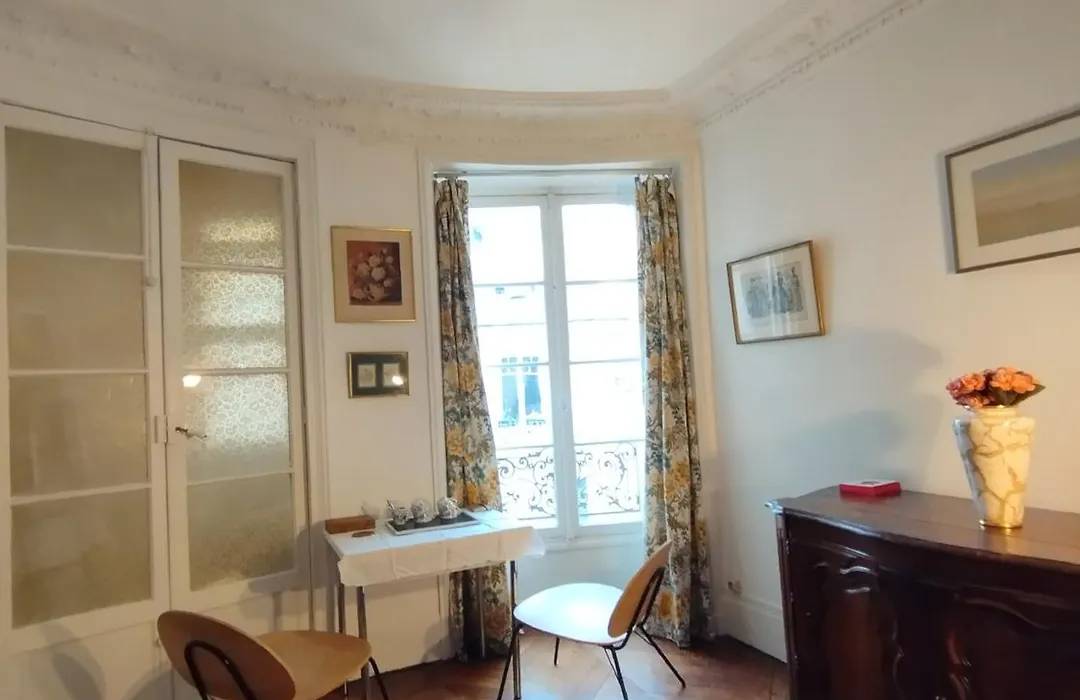 Chambre Spacieuse - Trocadero-1