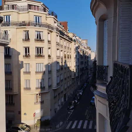 Chambre Spacieuse - Trocadero-3