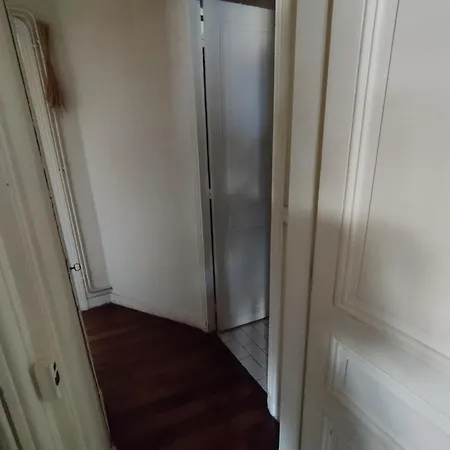 Chambre Spacieuse - Trocadero-3