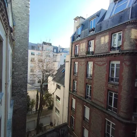 Chambre Spacieuse - Trocadero-2
